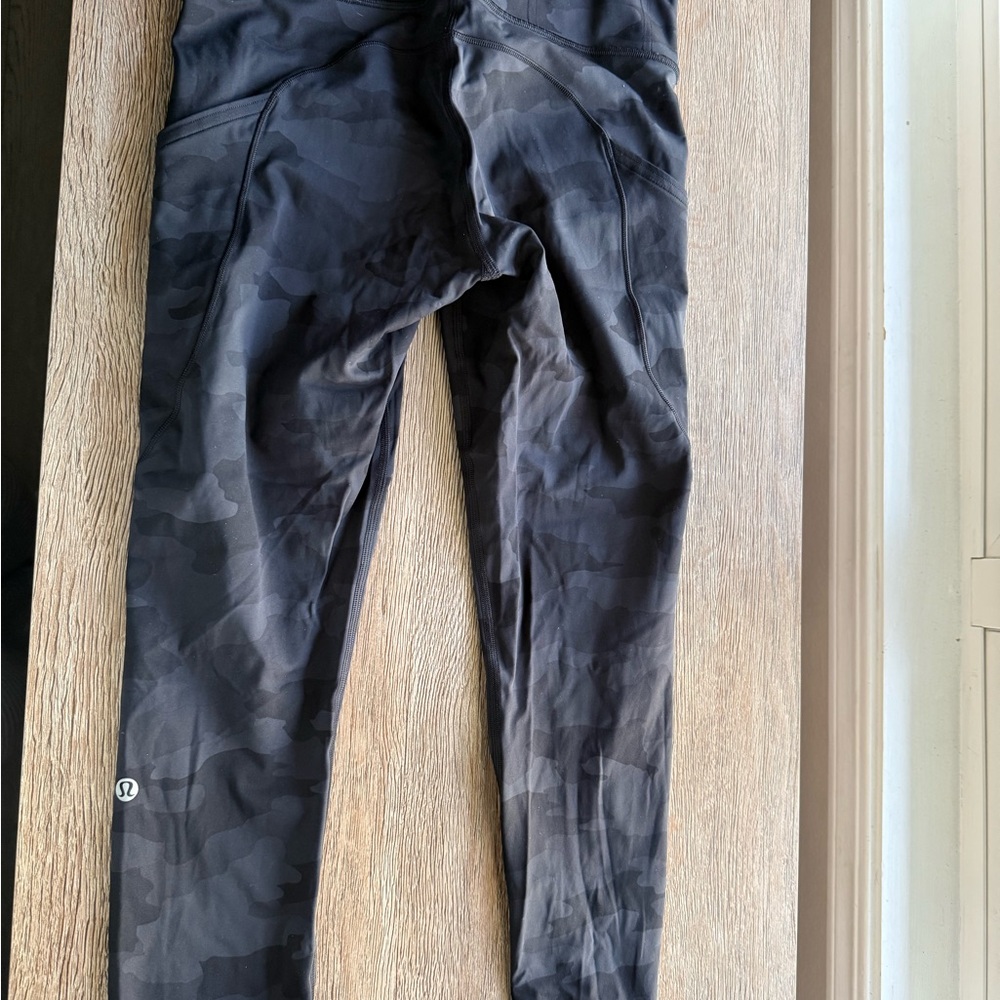 Lululemon Fast and Free High-Rise Crop II 23" - Picture 4 of 5